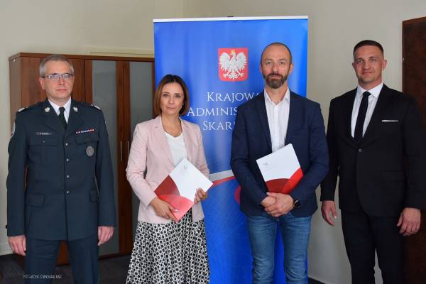 Podpisane porozumienie Akademia Marynarki Wojennej - Krajowa Administracja Skarbowa