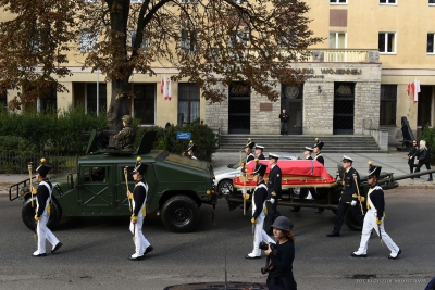 Ceremonia pogrzebowa admirała floty Józefa Unruga - 1.10